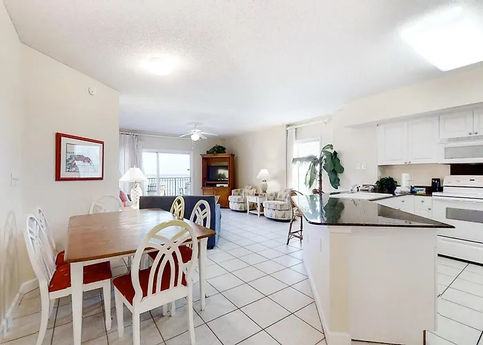 Gulf-front With Balcony Views Wifi Ac & Shared Gulf-facing Pool Holiday home
