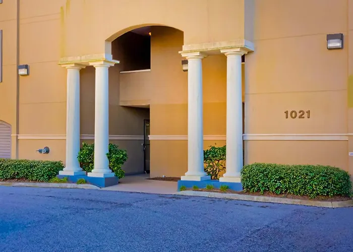 Gulf-front With Balcony Views Wifi Ac & Shared Gulf-facing Pool Holiday home *